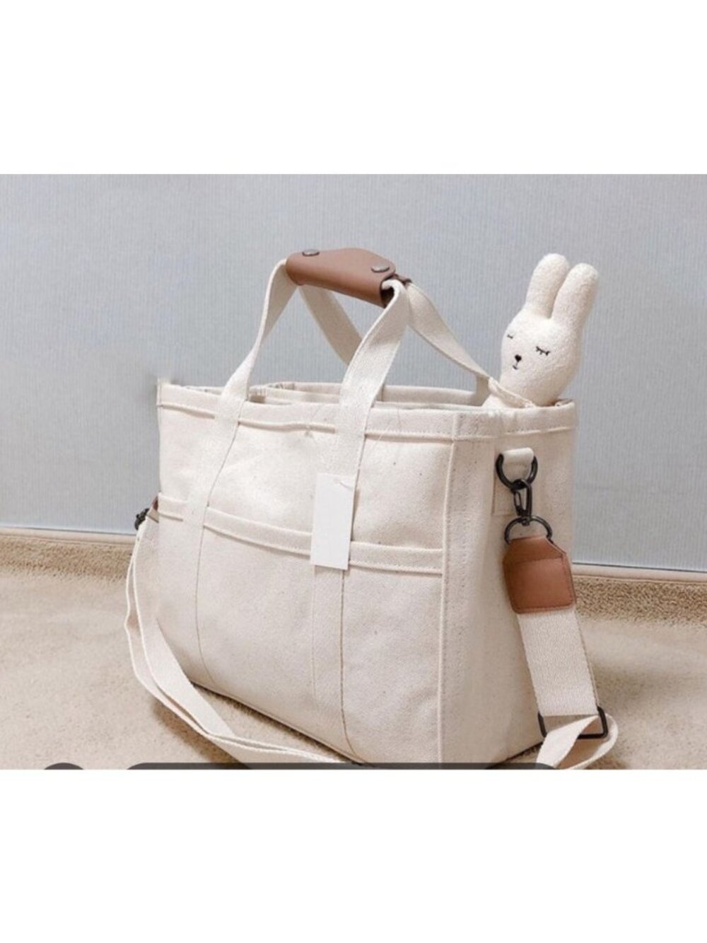 Canvas Tote Bag With Charm Womens Off-White 13" x 10" Adjustable Strap Pre-Owned - Picture 9 of 9